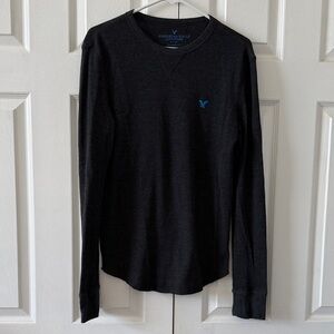 American Eagle Outfitters Charcoal Long Sleeve Tee